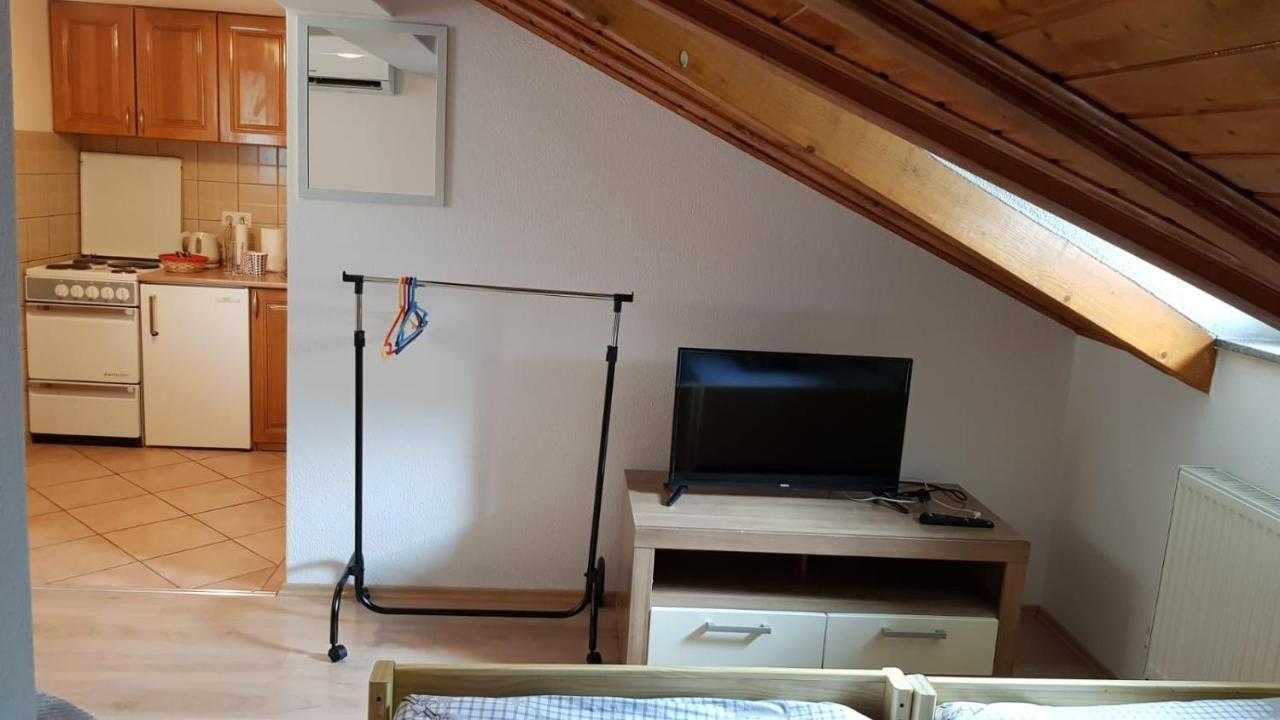 יאיצי Studio Apartman Ivana מראה חיצוני תמונה