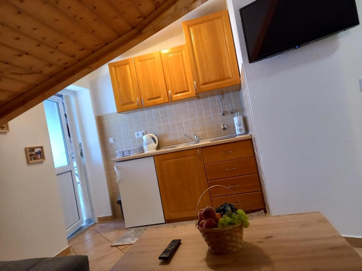 יאיצי Studio Apartman Ivana מראה חיצוני תמונה